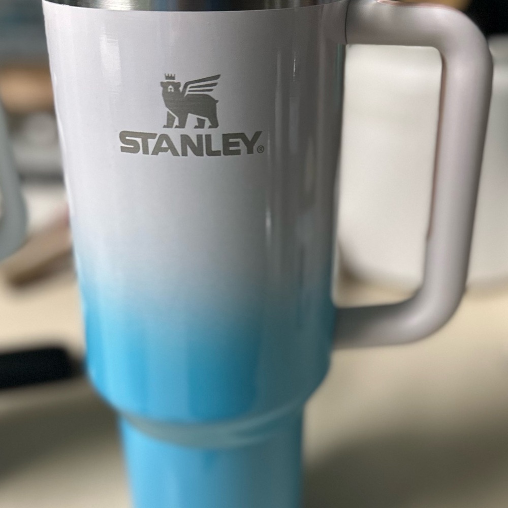 STANLEY POOL OMBRE